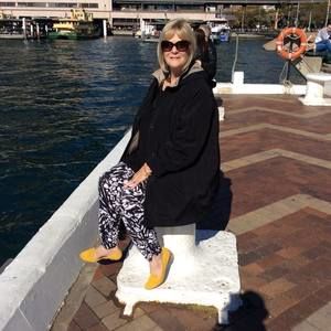 Meet your Posher, Andrea